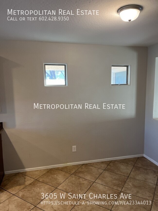 Building Photo - 3605 W St Charles Ave