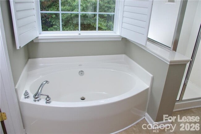 Building Photo - 10604 Quarrier Dr