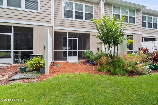 Building Photo - 6681 Arching Branch Cir