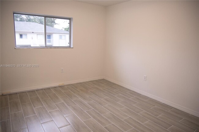 Building Photo - 2385 Naples Trace Cir