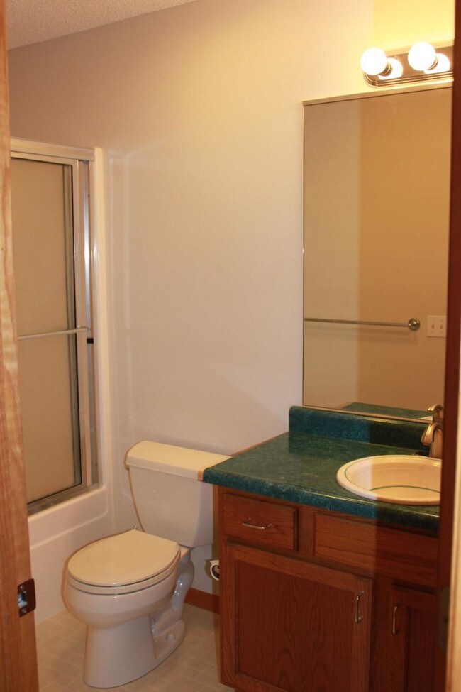 Building Photo - 1705 2nd St