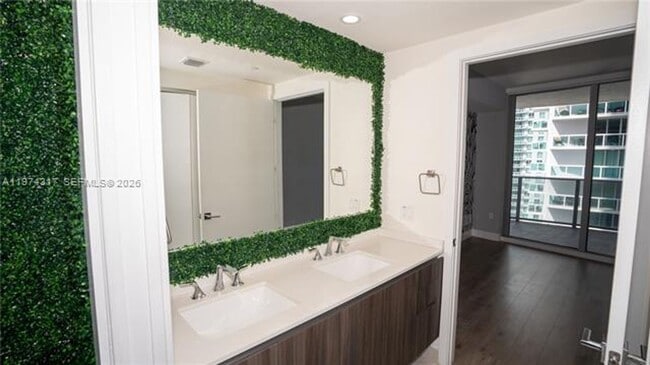 Building Photo - 488 NE 18th St