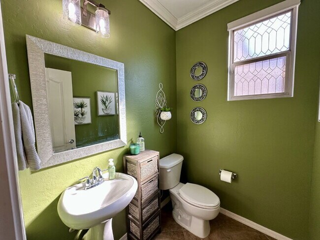 Building Photo - 4307 S Kimberlee Dr