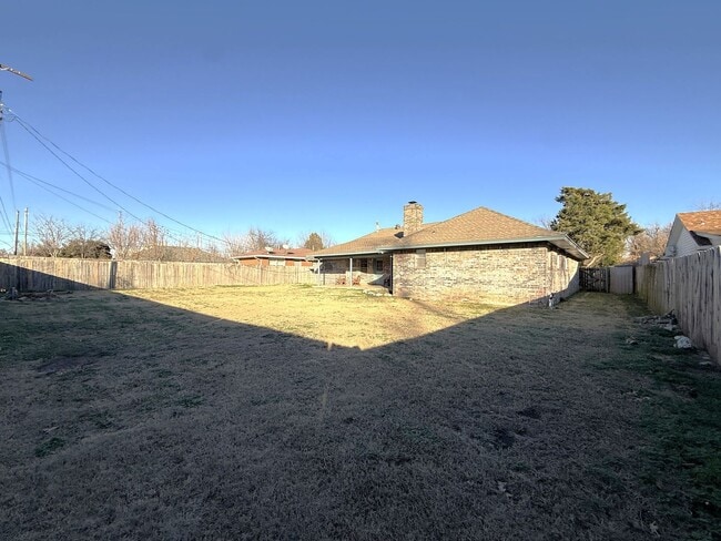 Building Photo - 5005 Colfax Pl