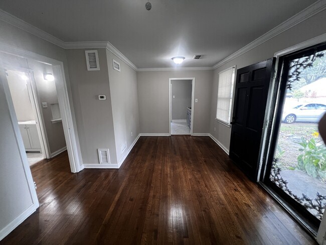Building Photo - 4626 Owen Rd