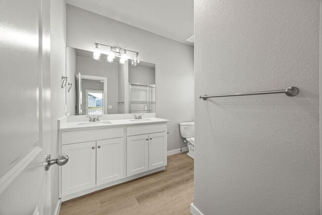 Building Photo - 1903-1 SW Poigai Wy