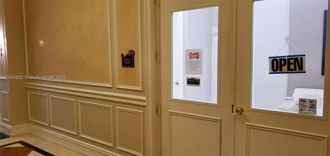 Building Photo - 16102 Emerald Estates Dr