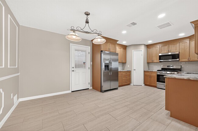 Building Photo - 1010 Valley Ranch Dr