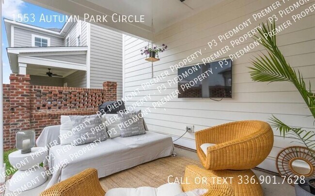 Building Photo - 1553 Autumn Park Cir
