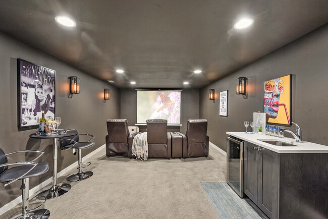 Building Photo - 6119 114th Ave NE