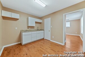 Building Photo - 615 Burwood Ln