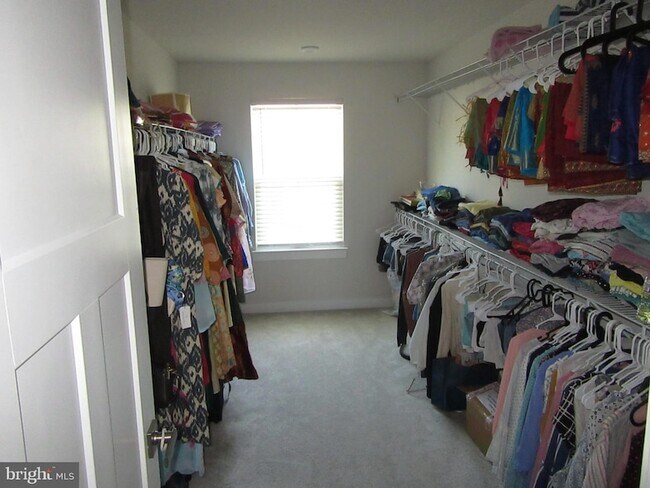 Building Photo - 604 Longleaf Dr