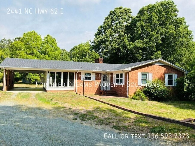 Building Photo - 2441 NC 62 E