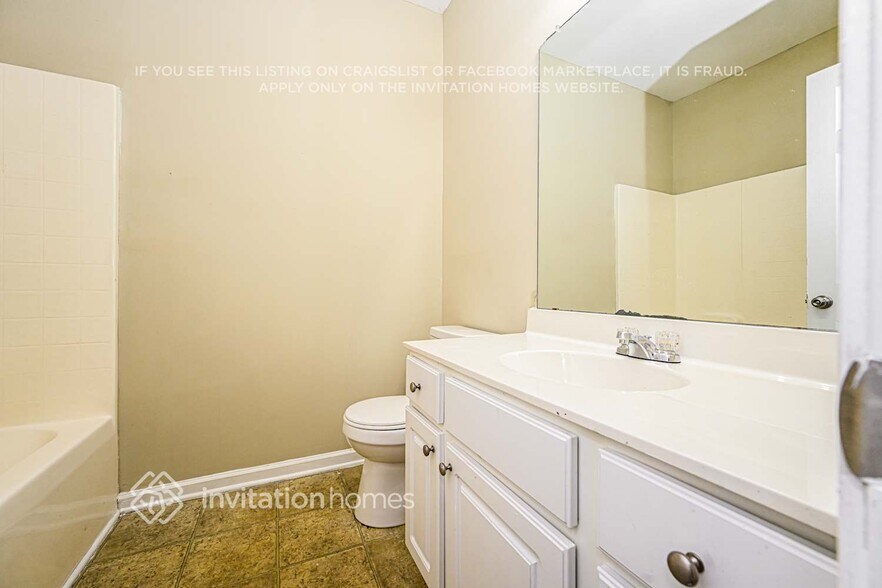 Building Photo - 9103 Valleyview Ct