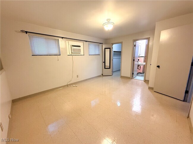 Building Photo - 1510 2nd St