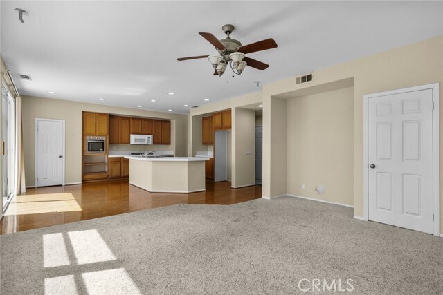 Building Photo - 42302 Sunnyslope Dr