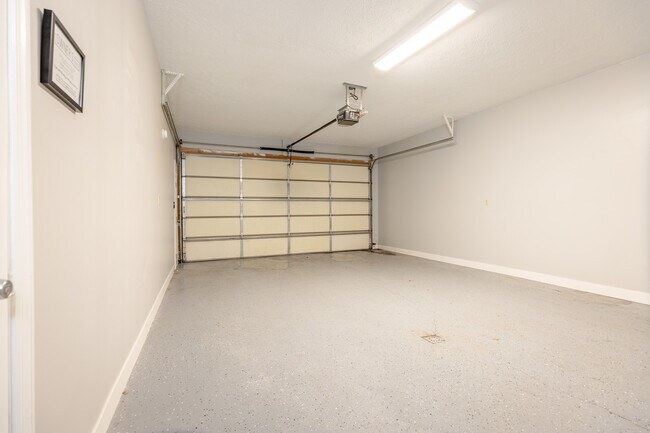 Building Photo - 117 Rystan Pl