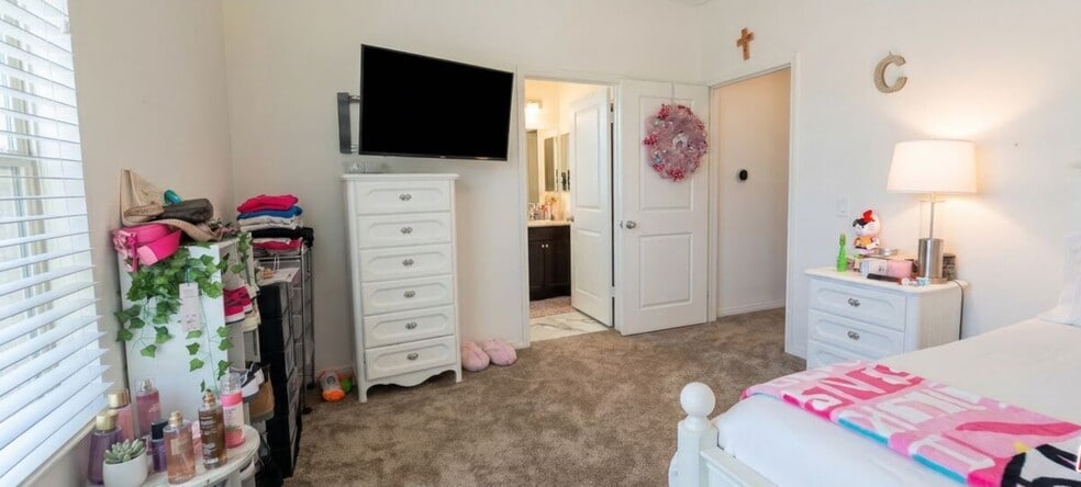 Building Photo - 12015 Acadia Ct