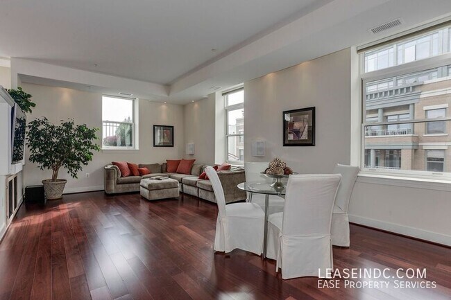 Building Photo - 2425 L St NW