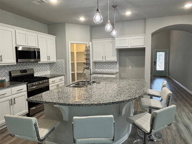 Building Photo - 3734 Bach St