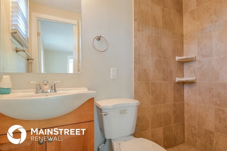 Building Photo - 4801 Bell Meade Dr