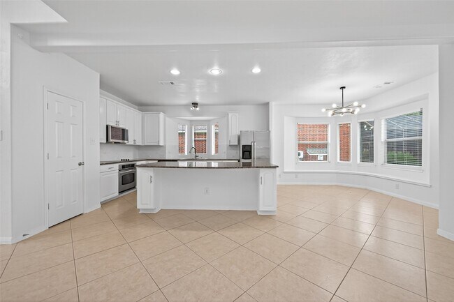 Building Photo - 8703 Silver Lure Dr