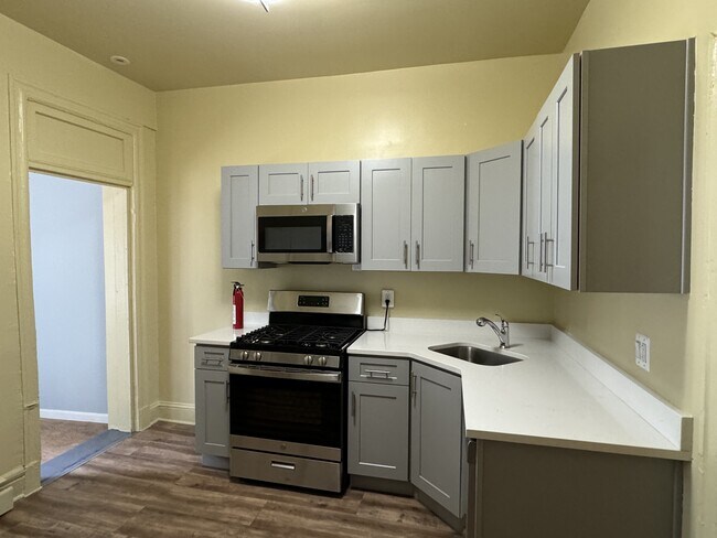 Building Photo - 4016 7th St NW
