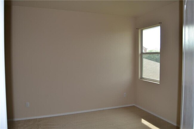 Building Photo - 13504 Coomer Path