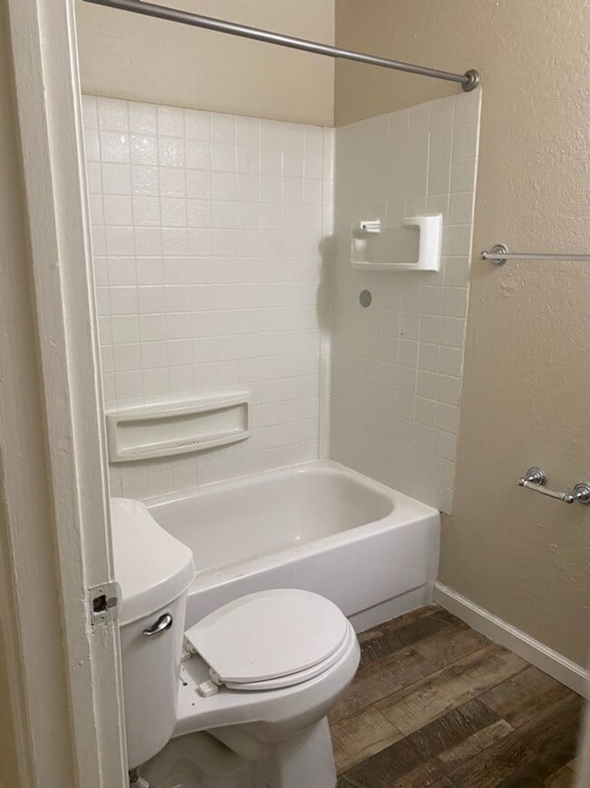 Building Photo - 427 A St