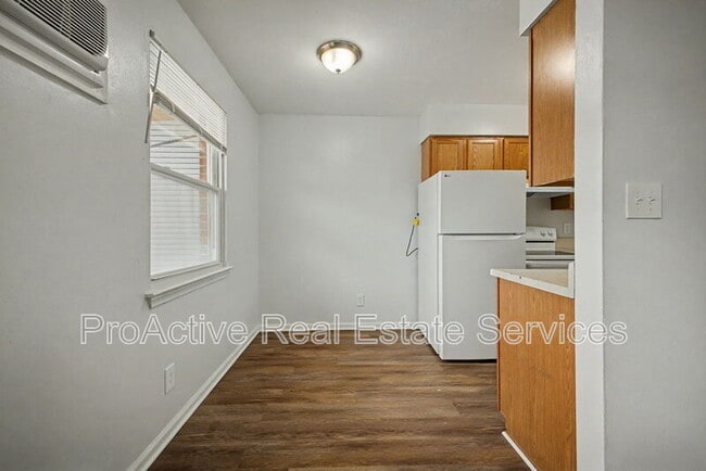 Building Photo - 3805 Pleasant Ave