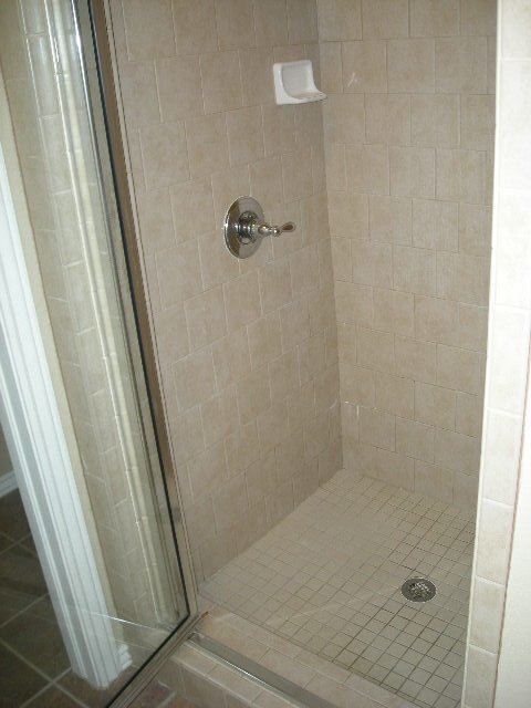 Building Photo - 833 SW 40th St