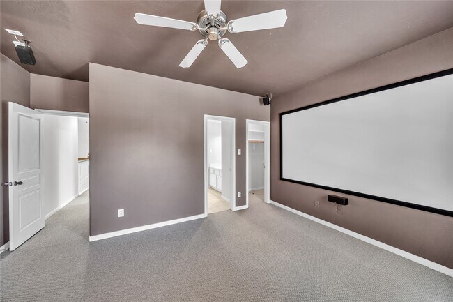 Building Photo - 17426 Memorial Blossom Dr