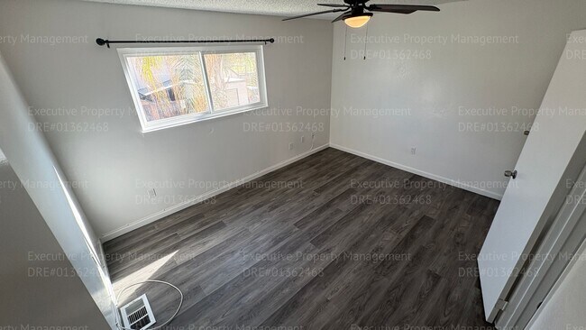 Building Photo - 4800 Nordic Dr