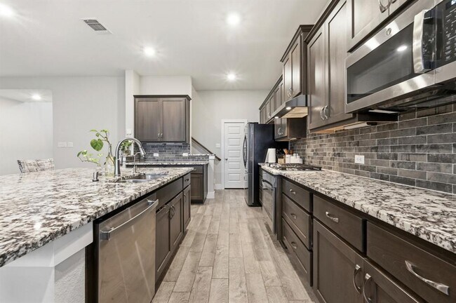 Building Photo - 169 Soft Elm Dr