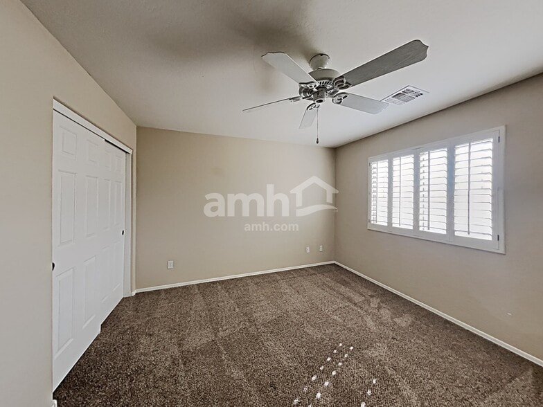 Building Photo - 7024 W Branham Ln