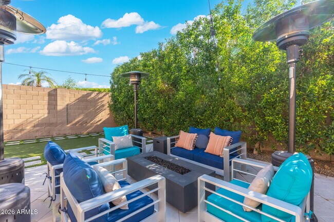 Building Photo - 10263 E Acacia Dr