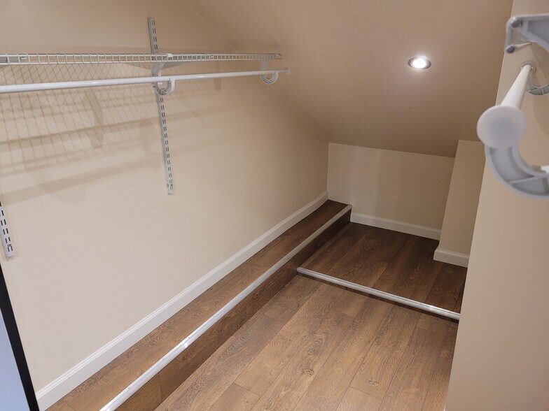 Building Photo - 169 Lemon Grv