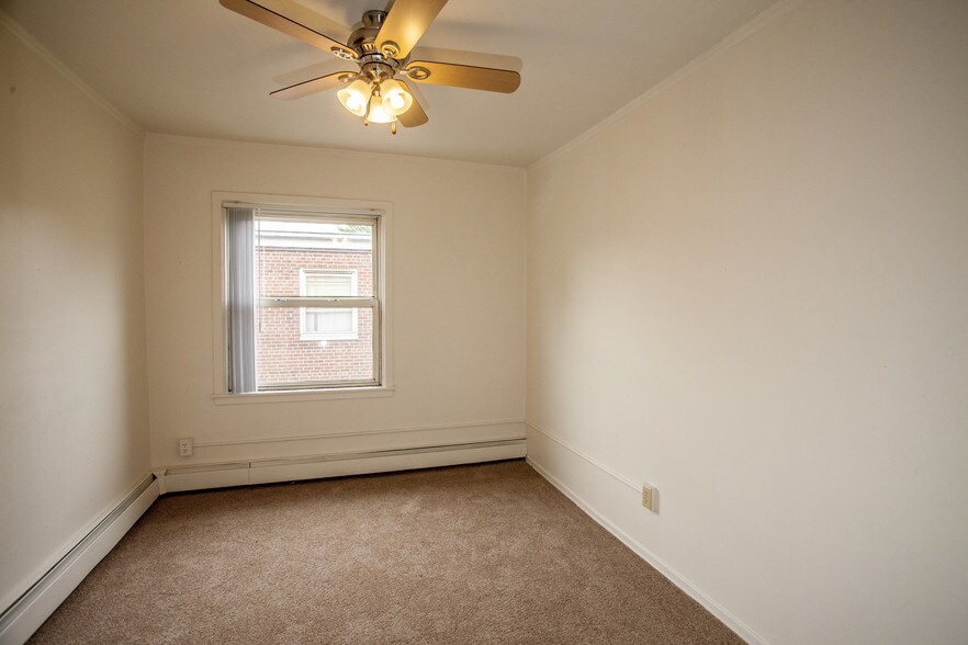 Parkwood Apartments Gary In Apartment Finder