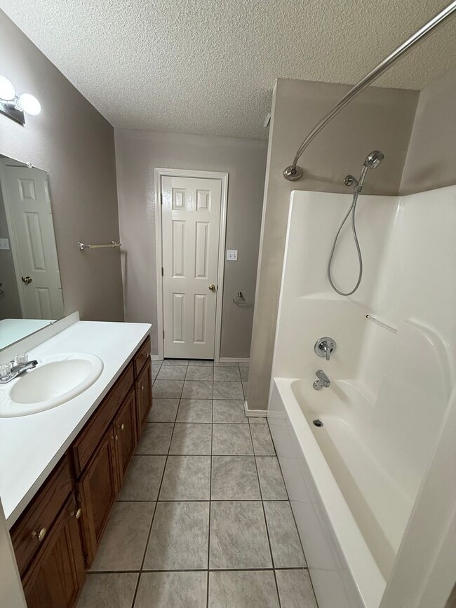 Building Photo - 141-145 Northridge Drive