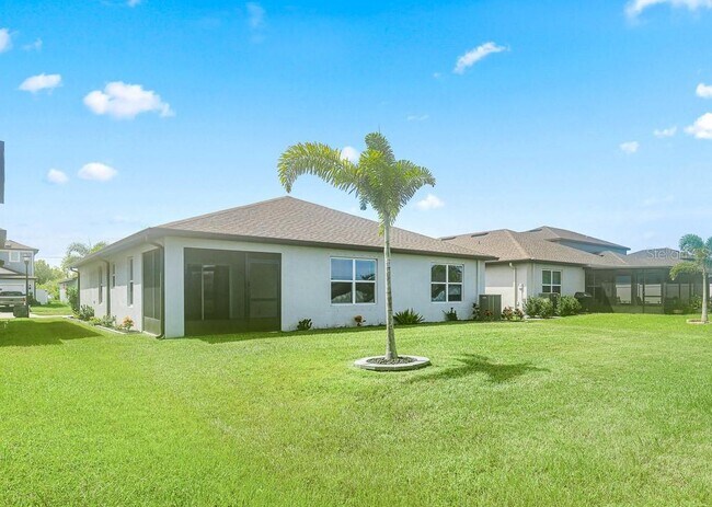 Building Photo - 910 Golden Shiner Ave