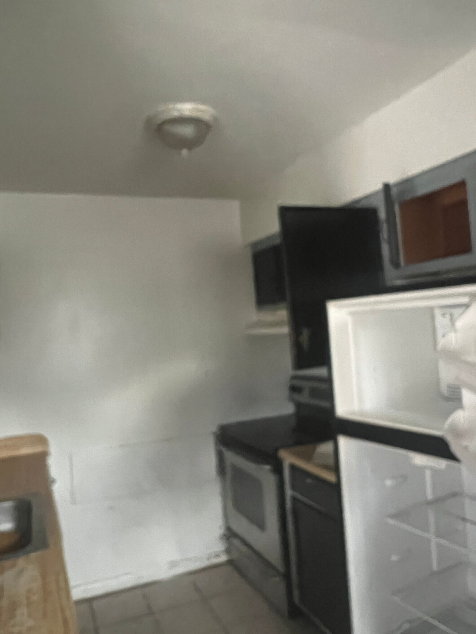 Building Photo - 222 W 34th St