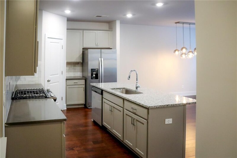 Building Photo - 1317 Heights Park Dr