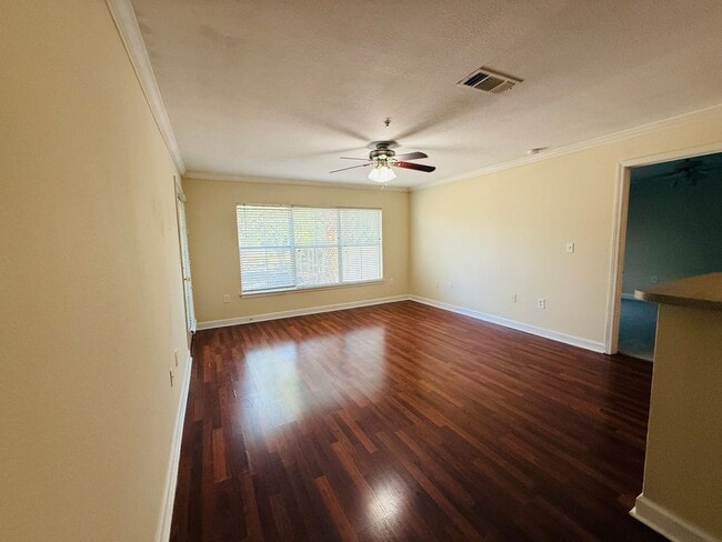 Building Photo - 18557 Bridle Club Dr