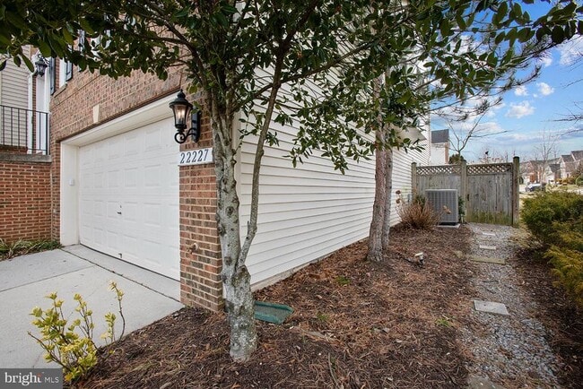 Building Photo - 22227 Waterberry Terrace