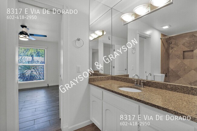 Building Photo - 8317 E Vía De Dorado