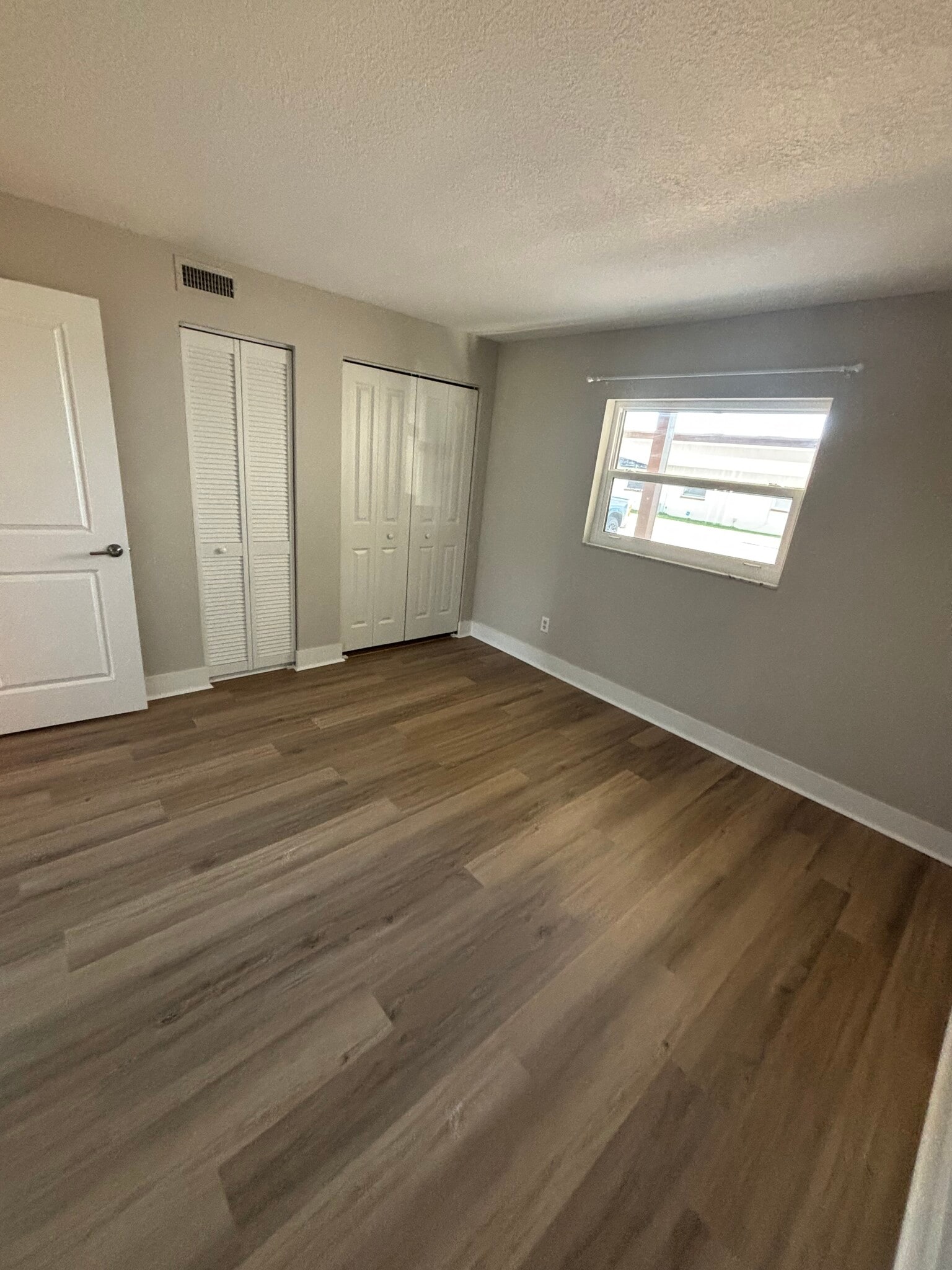 Building Photo - 4956 Harbor Villa Ln