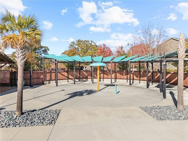 Building Photo - 1961 James Red Moore Blvd