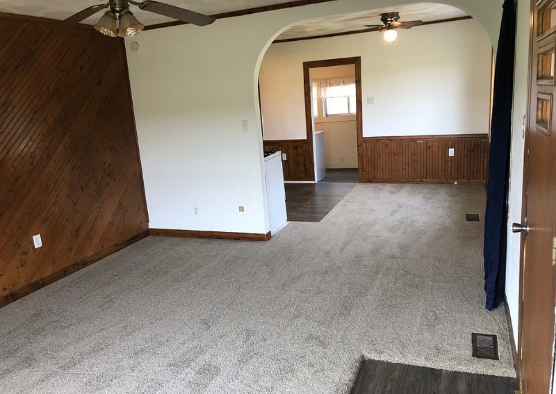 Building Photo - 205 S 1st St