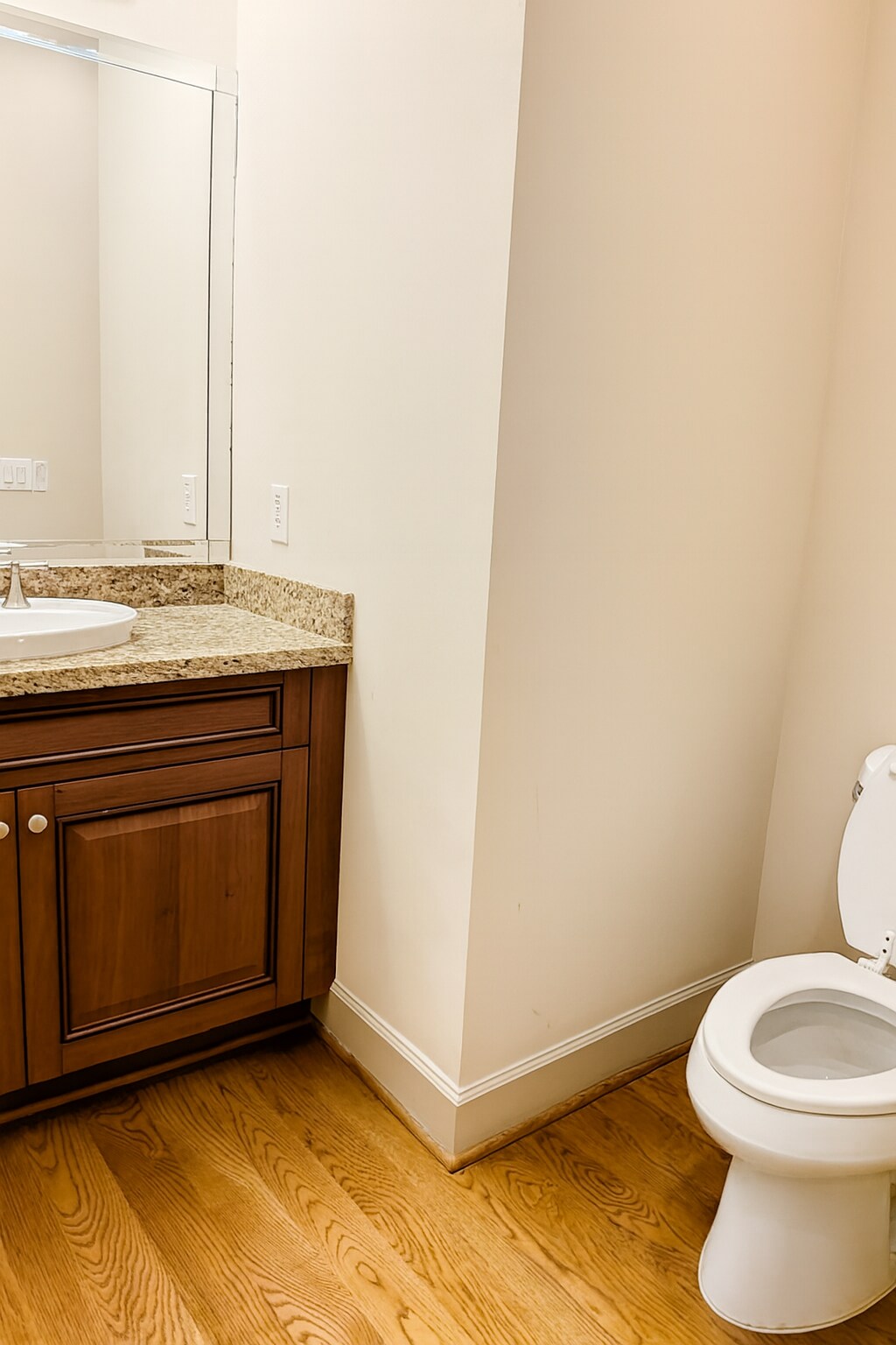 Building Photo - 5311 Lillian St