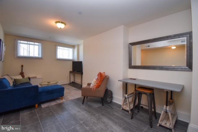 Building Photo - 1625 St Paul St